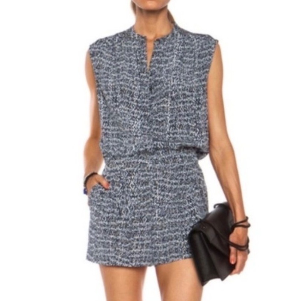Vince Navy‎ Blue White Abstract Dot Silk Sleeveless Romper 6 Button Front Pocket